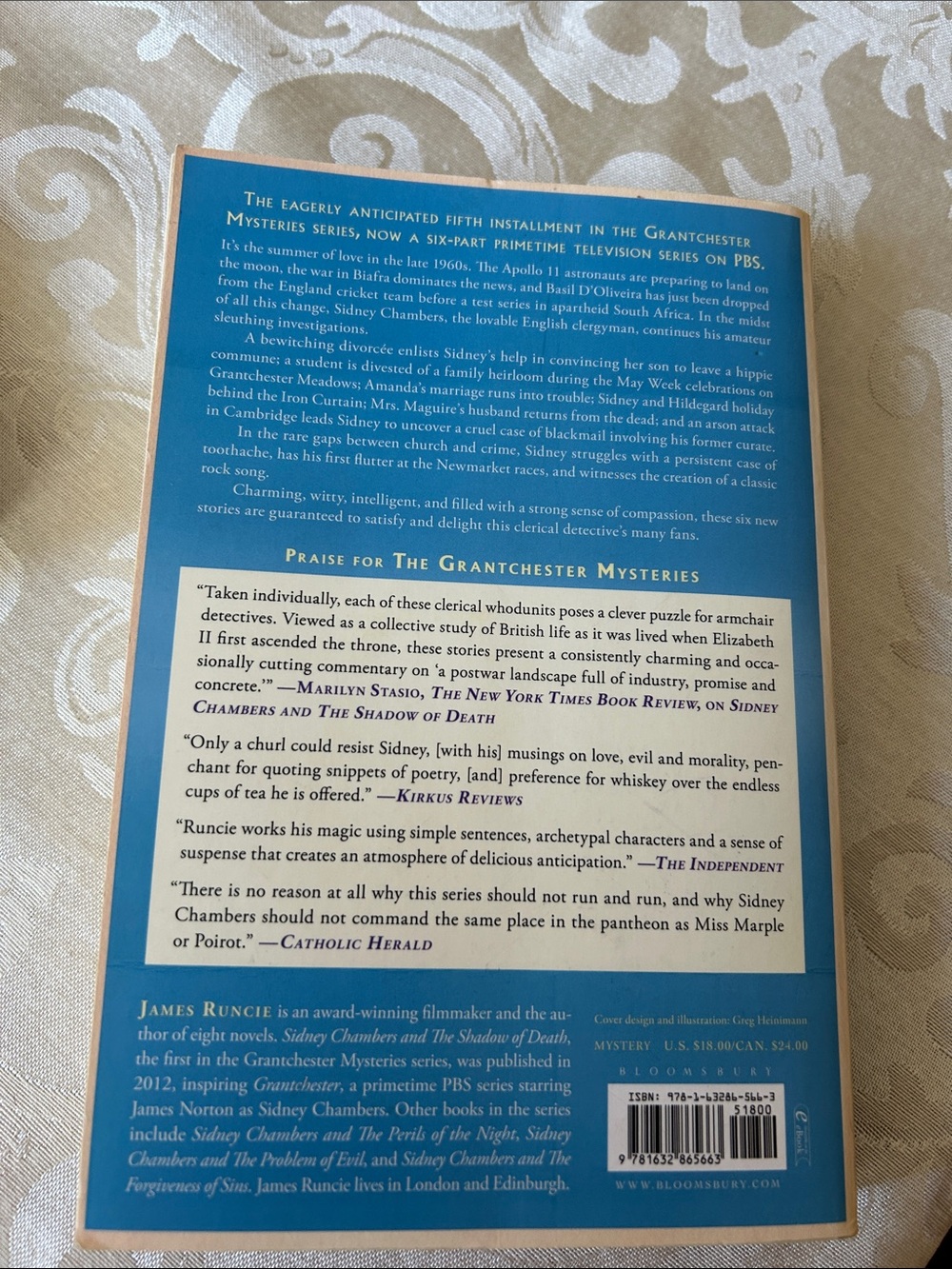 Book Bundle - Picture 10 of 10